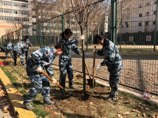 供应保障处在校园开展植树节活动