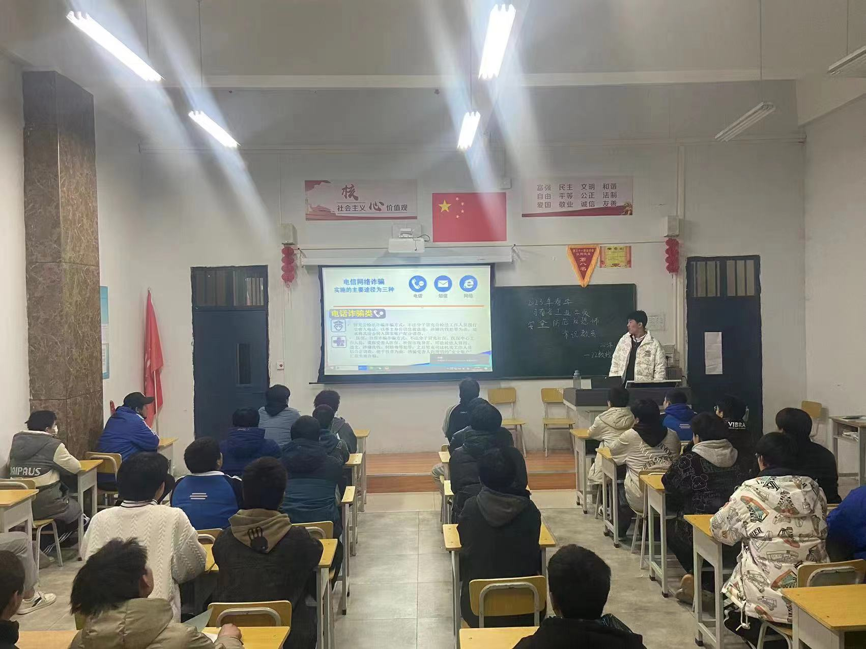 图片2.png 图片2.png