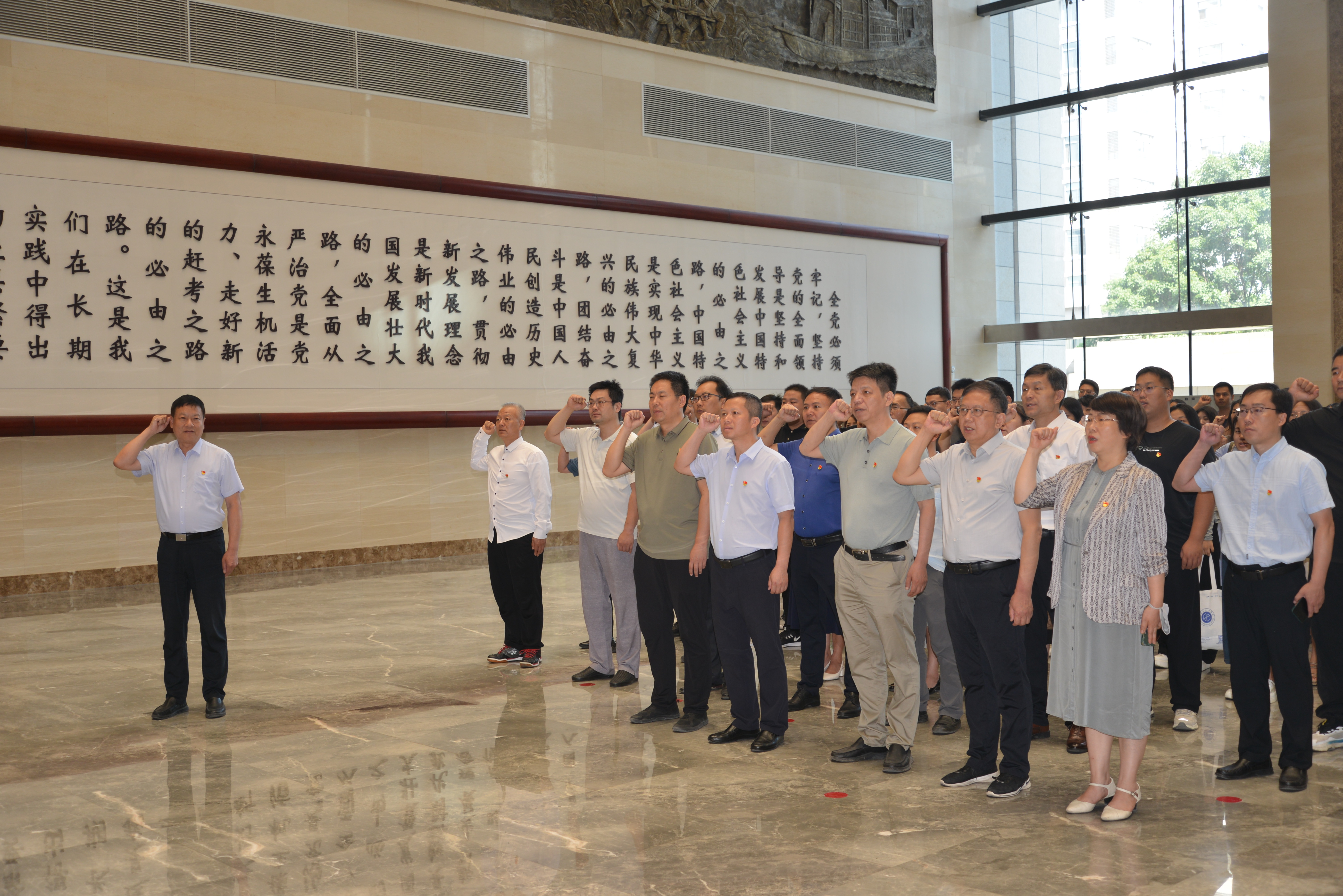 DSC_9915.JPG DSC_9915.JPG